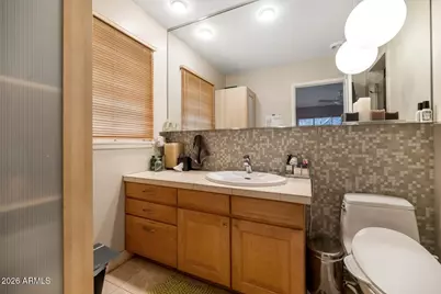 5526 N Camelback Canyon Drive, Phoenix, AZ 85018 - Photo 14