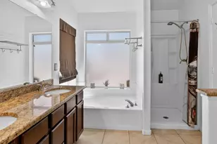 10252 W Colter St, Glendale, AZ 85307 - Photo 12