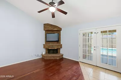 5654 W Mountain View Road, Glendale, AZ 85302 - Photo 8