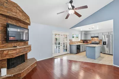 5654 W Mountain View Road, Glendale, AZ 85302 - Photo 10