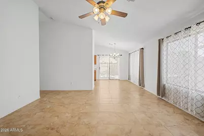 11462 W Cambridge Avenue, Avondale, AZ 85392 - Photo 6