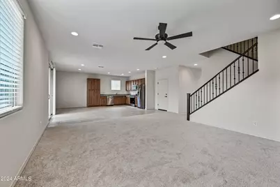 8961 W San Juan Avenue, Glendale, AZ 85305 - Photo 8