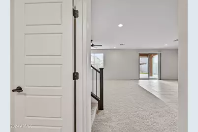 8961 W San Juan Avenue, Glendale, AZ 85305 - Photo 6