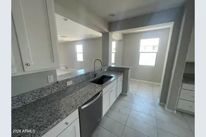 8746 W San Juan Avenue, Glendale, AZ 85305 - Photo 6