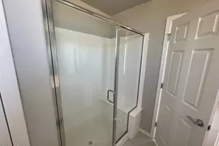 8746 W San Juan Ave, Glendale, AZ 85305 - Photo 10
