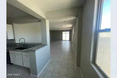 8746 W San Juan Avenue, Glendale, AZ 85305 - Photo 2