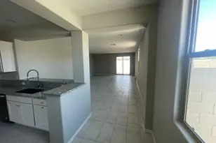 8746 W San Juan Ave, Glendale, AZ 85305 - Photo 2
