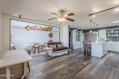 1022 W Apollo Avenue, Tempe, AZ 85283 - Photo 4