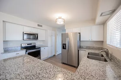 5849 S College Avenue, Tempe, AZ 85283 - Photo 12