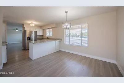 5849 S College Avenue, Tempe, AZ 85283 - Photo 10