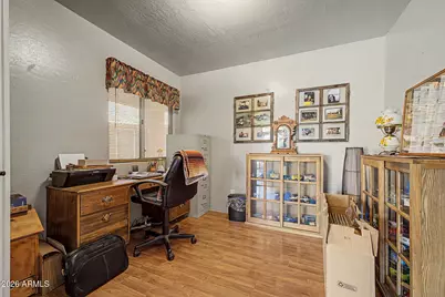 102 W Morrow Drive, Phoenix, AZ 85027 - Photo 14
