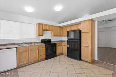 8409 W Sells Drive, Phoenix, AZ 85037 - Photo 8