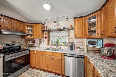 3739 W Rose Garden Lane, Glendale, AZ 85308 - Photo 6