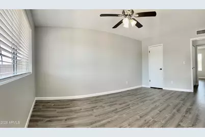 3901 W Sweetwater Avenue, Phoenix, AZ 85029 - Photo 14