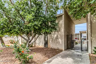 1828 W Tuckey Ln, Phoenix, AZ 85015 - Photo 2