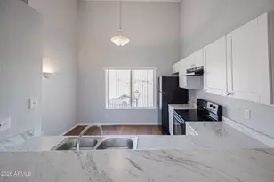 4828 W Orangewood Ave, Glendale, AZ 85301 - Photo 8