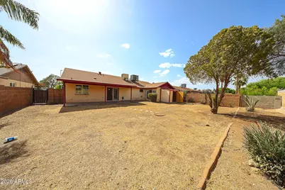 19621 N 3rd Drive, Phoenix, AZ 85027 - Photo 36