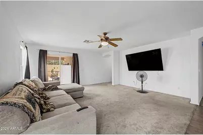 6637 S 18th Drive, Phoenix, AZ 85041 - Photo 8