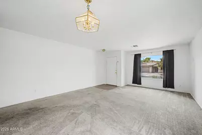 6637 S 18th Drive, Phoenix, AZ 85041 - Photo 6