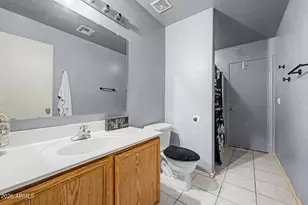 6637 S 18th Dr, Phoenix, AZ 85041 - Photo 24