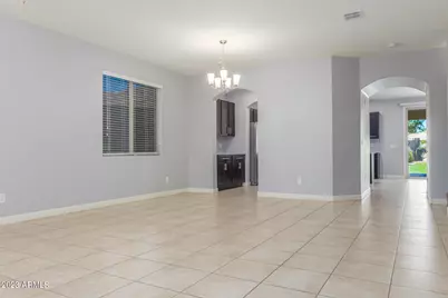 17186 W Lisbon Lane, Surprise, AZ 85388 - Photo 6