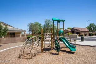 17186 W Lisbon Ln, Surprise, AZ 85388 - Photo 38