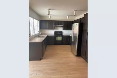 4727 E Goldfinch Gate Lane, Phoenix, AZ 85044 - Photo 4