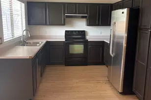 4727 E Goldfinch Gate Ln, Phoenix, AZ 85044 - Photo 4