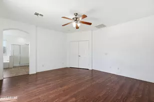 6827 N 71st Dr, Glendale, AZ 85303 - Photo 32