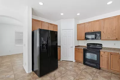 6827 N 71st Drive, Glendale, AZ 85303 - Photo 12