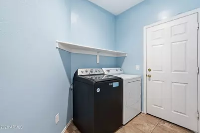 6827 N 71st Drive, Glendale, AZ 85303 - Photo 40