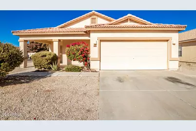 1924 E Andalusian Loop, San Tan Valley, AZ 85140 - Photo 2