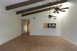 2705 E Cactus Rd, Phoenix, AZ 85032 - Photo 18