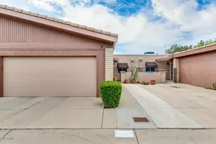 2705 E Cactus Rd, Phoenix, AZ 85032 - Photo 2