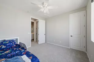 2296 E Canary Dr, Gilbert, AZ 85297 - Photo 32
