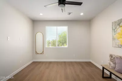 1642 E Monte Vista Road #Unit 2, Phoenix, AZ 85006 - Photo 12