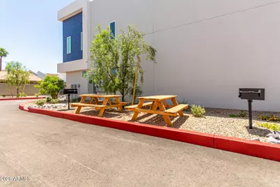 1642 E Monte Vista Road #Unit 2, Phoenix, AZ 85006 - Photo 28