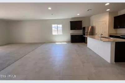 4819 S 109th Avenue, Tolleson, AZ 85353 - Photo 6