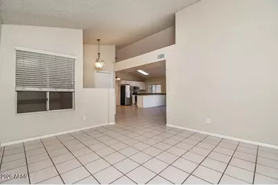 128 W Indigo Street, Mesa, AZ 85201 - Photo 2