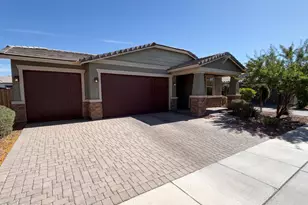 17722 W Pinnacle Vis Dr, Surprise, AZ 85387 - Photo 22