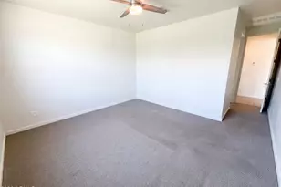 17722 W Pinnacle Vis Dr, Surprise, AZ 85387 - Photo 8