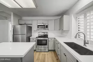 9239 W Oraibi Dr, Peoria, AZ 85382 - Photo 10