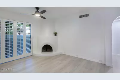 7557 N Dreamy Draw Drive #Unit 150, Phoenix, AZ 85020 - Photo 8
