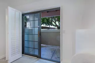 7557 N Dreamy Draw Dr, Phoenix, AZ 85020 - Photo 10
