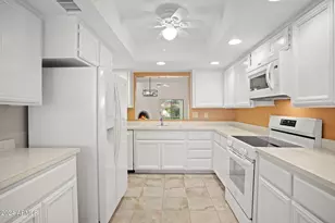 7233 N VÃ­a De La Siesta --, Scottsdale, AZ 85258 - Photo 10