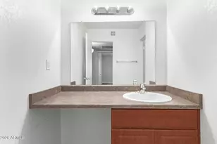 5995 N 78th St, Scottsdale, AZ 85250 - Photo 18