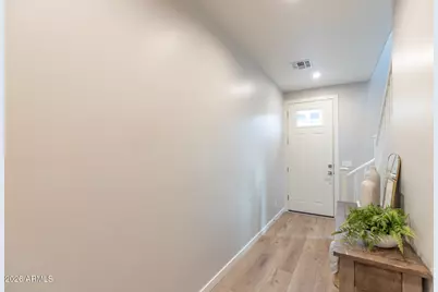 3705 E Flower Street, Phoenix, AZ 85018 - Photo 4
