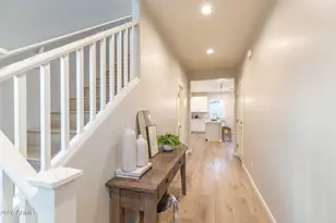 3705 E Flower St, Phoenix, AZ 85018 - Photo 2