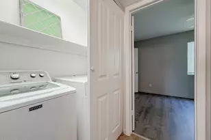 1935 W Morten Ave, Phoenix, AZ 85021 - Photo 18
