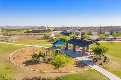 21377 W Almeria Road, Buckeye, AZ 85396 - Photo 36